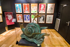 Dalí Sculpture - Snail and the Angel